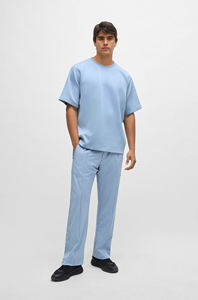 Camiseta de manga corta para hombre, azul claro, azul bebé, lisa, sencilla, holgada, de corte oversized, cuello redondo, básica. - Product Image 3