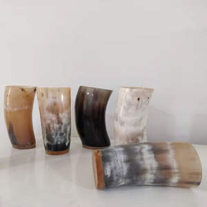 El Mejor Vaso Creativo de Cuerno de Búfalo Tallado a Mano / Copa de Cuerno Vikinga Simple - Product Image 1