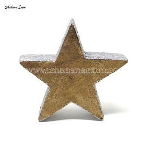 Décorations de Noël personnalisées faites à la main en bois écologique Bougie en forme de cœur artisanal en bois Décoration de fête de Noël - Product Image 4