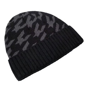 New Men's and Women's Autumn and Winter <b>Hats</b> Letter Beanie Knitted <b>Hat</b> Reversible Versatile <b>Warm</b> Designer Woolen Keep <b>Hat</b> Cap - Product Image 4