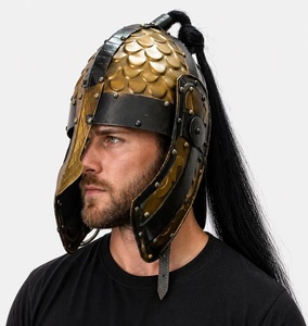 Casque Spartan Médiéval Doré en Laiton Antique Fait Main Poli avec Support de Présentation pour Cosplay, Art et Objets de Collection - Product Image 1