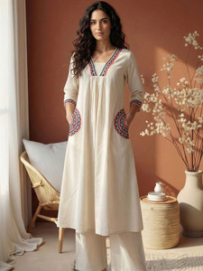 <b>Women</b> Ethnic Embroidered Cotton <b>Kurta</b> Trousers Set Regular Fit Knee-Length Casual Wear Quick Dry India Pakistan Design - Product Image 1