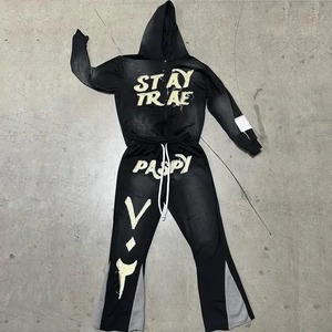 Conjunto Deportivo para Hombre con Capucha Negra, Mangas Largas, Dobladillo Dividido, Estilo Urbano, con Estampado "Stay TRAE" y "PASPI", Cierre con Cordón - Product Image 6