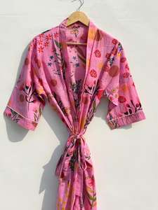 Robe Kimono en Coton Rose à Motifs Floraux pour Femme – Peignoir Léger d'Été, Robe de Spa, Robe de Demoiselle d'Honneur, Logo Personnalisé en Gros - Product Image 2