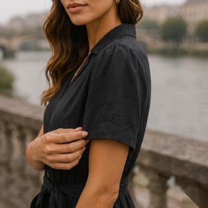 Robe chemise décontractée mi-longue à manches courtes, col en V, boutonnée sur le devant, avec ceinture à nouer - Product Image 5