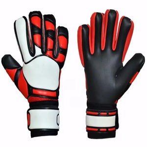Gants de gardien de but de niveau débutant pour les joueurs débutants, axés sur la prise en main et la protection de base lors des matchs du week-end - Product Image 1