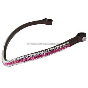 Banda Frontal para Caballo de Cuero Italiano Curtido Vegetal de Primera Calidad, Personalizada con Tres Hileras de Cristales Rosados y Transparentes - Product Image 2