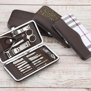 Outils de manucure Coupe-ongles et lime à ongles multifonctionnels Kit de soin des ongles en acier inoxydable 12 pièces - Product Image 4