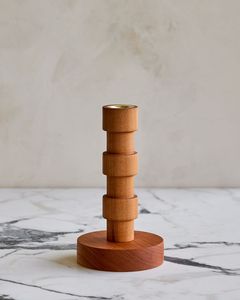 Porte-bougie en bois rustique avec un design artisanal élégant pour centre de table, décoration intérieure et occasions spéciales - Product Image 2