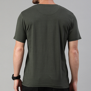 Camiseta de Manga Corta con Cuello Redondo y Corte Regular para Hombre, Logotipo Personalizado OEM, Cómoda para Uso Diario, Algodón Suave, Informal, Venta al por Mayor - Product Image 4