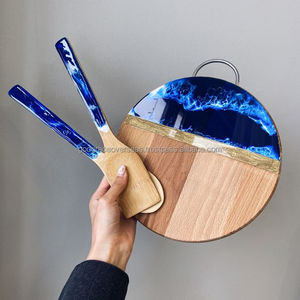 Bandeja Rectangular de Madera de Acacia Ecológica para Servir Charcutería con Resina Epoxi para Queso y Cortar en la Cocina - Product Image 5