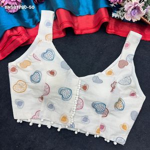 เสื้อผ้าฝ้ายคอดี้แคมบริคสวยงาม ตกแต่งด้วยงานปักหลายเส้นและเลื่อม แบบไม่มีแขน บุฟองน้ำ คอวีด้านหลัง ราคาขายส่ง - Product Image 3