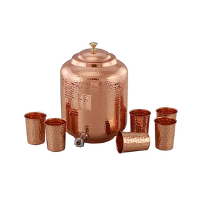Distributeur d'eau en cuivre avec couvercle, design marbré bleu bohème, support en métal et ensemble de tasses pour le stockage d'eau potable - Product Image 5