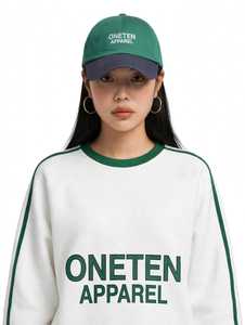 เสื้อฮู้ดกันลมสีขาวสำหรับผู้หญิง ONETEN APPAREL สไตล์ฮิปฮอป แขนยาว ผ้าถักเนื้อฝ้าย ใส่สบาย เหมาะสำหรับฤดูหนาว - Product Image 6