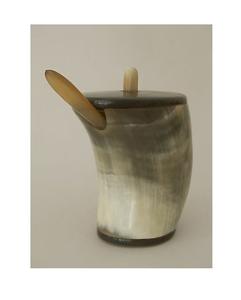 Portalápices de Cuerno de Calidad Antigua para Oficina y Hogar, Organizador de Escritorio de Excelente Calidad para Lápices y Suministros de Oficina - Product Image 1