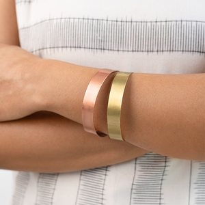 <b>Copper</b> Alloy Cuff <b>Bracelets</b> Gold Plated Classic Style Unisex Fashion Jewelry men women wrist wear healing <b>copper</b> therapy - Product Image 1