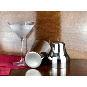Shaker à Martini et à Cocktails en Acier Inoxydable Finition Argent Vieilli pour Barman, Utilisation en Vineries et Bars, Prix de Gros en Inde - Product Image 3