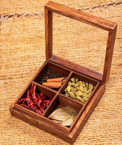 Boîte à épices en bois d'acacia massif, 4 compartiments, forme triangulaire, support à épices en bois artisanal, boîte à épices en bois - Product Image 5
