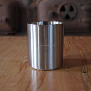 Ventes en gros de pots à bougies décoratifs en acier inoxydable faits à la main, écologiques, finition brossée ronde, pour la décoration de la maison à Noël - Product Image 2