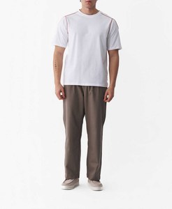 T-shirts pour hommes légers et respirants, col rond, couleur unie, coton OEM, accent de surpiqûre rouge, vente en gros de t-shirts pour hommes - Product Image 4