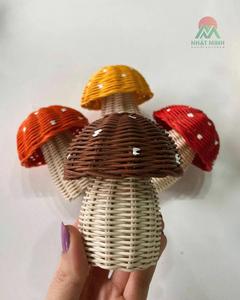 Elegante y Único, Ideal para la Imaginación de los Niños, Hongo de Ratán Hecho a Mano para la Habitación Infantil - Product Image 2