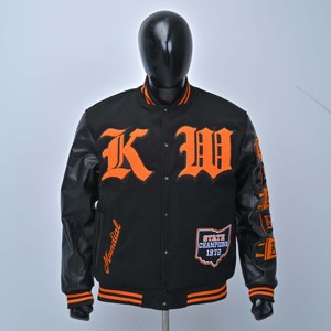 แจ็คเก็ตวาร์ซิตี้วินเทจสำหรับผู้ชาย แจ็คเก็ตเบสบอลแบบ Letterman แขนหนังสั่งทำพิเศษ ทรงเข้ารูป กระดุมเขาสัตว์ ทันสมัย ผลิตตามแบบ OEM - Product Image 1