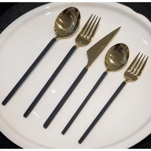 Juego de cubiertos de acero inoxidable de alta calidad con acabado espejo, 7 piezas, para suministros de restaurante, diseño moderno, personalizable. - Product Image 4