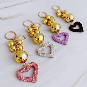 Porte-clés en cristal It Girl Glam Heart Bauble - Product Image 6