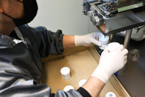 Glow BB N°23 Fabriqué en Corée Expédition directe de l'usine Effet éclaircissant et blanchissant Sérum de soin de la peau 65kg - Product Image 5