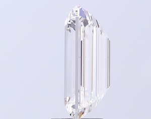 Bague de fiançailles sur mesure haut de gamme, diamant blanc de laboratoire taille émeraude, 5,02 carats, couleur E, clarté VS2, finition excellente. - Product Image 3