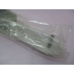 AMAT 0020-01539, ขายึด, มือจับลิ้นชัก, ด้านขวา - อุปกรณ์และอะไหล่เซมิคอนดักเตอร์ระดับโลกที่เชื่อถือได้ - Product Image 4