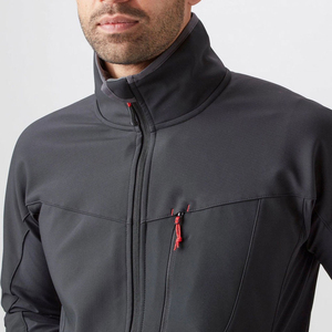 Chaqueta Softshell de Alto Rendimiento para Hombre |   Chaqueta Cortavientos Táctica Impermeable con Detalles de Cremallera Roja en Contraste |   Ropa Resistente para Exteriores - Product Image 4