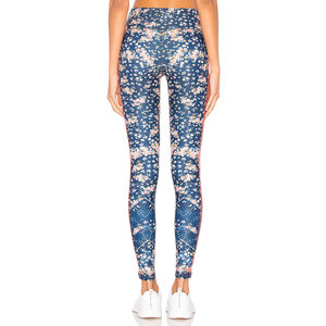 Leggings pour femmes de haute qualité, personnalisés, taille haute, vêtements de yoga, couleur unie, confortables et légers, vêtements de fitness - Product Image 6