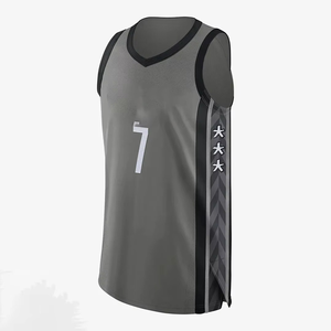 Conjunto de Uniforme de Baloncesto Unisex Negro con Estampado de Leopardo y Letras, Franjas Laterales Coloridas, Jersey sin Mangas con Cuello en V y Pantalones Cortos - Product Image 4