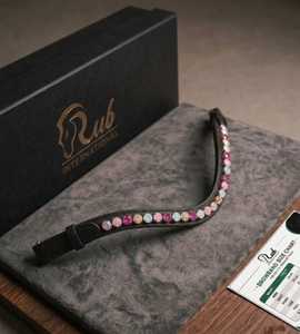 Cómoda Diadema de Cuero de Lujo con Incrustaciones de Cristal en Forma de Corazón, Personalizable con Logotipo, Diadema Internacional Premium con Pedrería para Caballos - Product Image 4