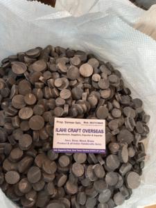 Boutons en corne de buffle en gros, noirs, tailles 16mm/19mm/21mm/23mm/26mm/29mm/31mm pour accessoires vestimentaires - Product Image 3