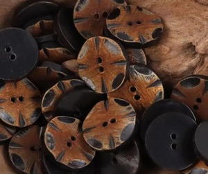 High Quality Customized Eco-Friendly Antique Buffalo Horn Buttons Handcrafted Blanks Round Shape And Natural Color - Product Image 2