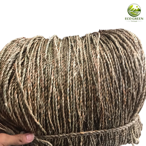 Hilo de algas marinas ECO GREEN GRASS, ecológico, natural, con insectos y plantas preservados, crudo, en cruz. - Product Image 3