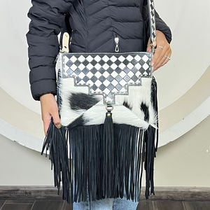 Bolso de Mano de Diseño a Cuadros de Última Moda 2025, Bolso de Hombro de Cuero Vacuno Genuino con Flecos de Lujo y Diseño Artesanal - Product Image 4