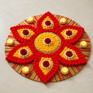 Alfombra Rangoli Hecha a Mano con Pompones Rojos y Amarillos, Decoración con Velas Diya y Rosas para Diwali, Bodas, Puja, Decoración de Piso - Product Image 1