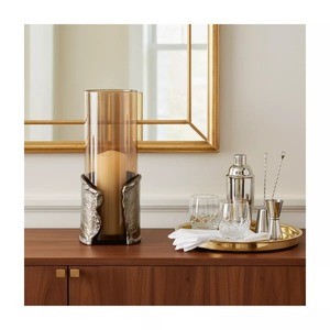 Porte-bougie cylindrique avec base pour la décoration de la maison - Product Image 2