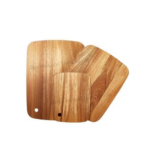 Fabricante Indio Vende Juego de 3 Tablas de Cortar de Madera de Acacia con Diseño Personalizable - Hechas a Mano y Ecológicas a un Precio Excelente - Product Image 1