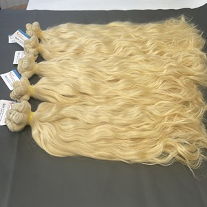 Prix usine Blonde Raw Bundle Cheveux Ondulés Trame Humaine Extensions de Cheveux Pas d'enchevêtrement Pas de perte Super soyeux Prêt à expédier - Product Image 6