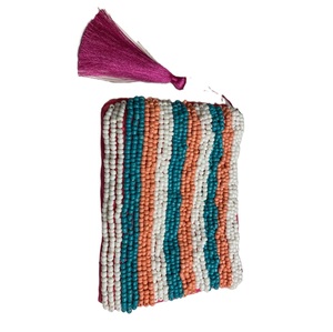 Porte-monnaie artisanal en perles de rocaille avec motif décoratif, pochette compacte faite à la main pour usage quotidien - Product Image 5