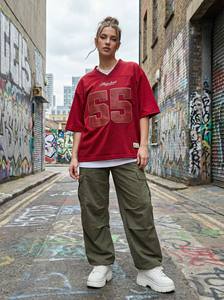 Conjunto de camiseta y pantalón corto de malla para hombre con logo personalizado, camiseta oversize holgada, conjunto deportivo de verano informal de dos piezas - Product Image 5