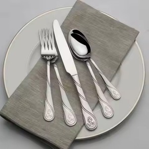 Juego de Cubiertos Clásicos de Acero Inoxidable, Juego de Cuchara, Tenedor y Cuchillo de Alta Resistencia - Product Image 5