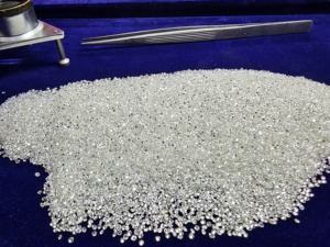 Diamantes Redondos Brillantes HPHT de 0.12ct a 0.15ct, Color F, Pulidos, Sintéticos, para Joyería, Venta al Por Mayor - Product Image 5