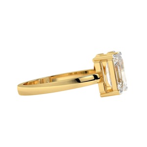 Anillo de diamantes Toi et Moi de corte ovalado y esmeralda de 2.30 CTW en oro amarillo de 14 quilates - Product Image 4