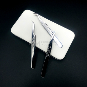 Ensemble de pinces à cils RMI Silver Tone Volume Isolation avec étui magnétique blanc pour extensions de cils - Product Image 5