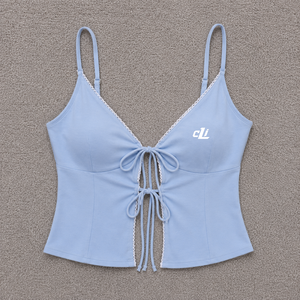 Camiseta de mujer con detalle de lazo frontal, top corto con tirantes finos, diseño de cuello en V, sujetador acolchado, ropa casual de primavera/verano, algodón personalizado - Product Image 3